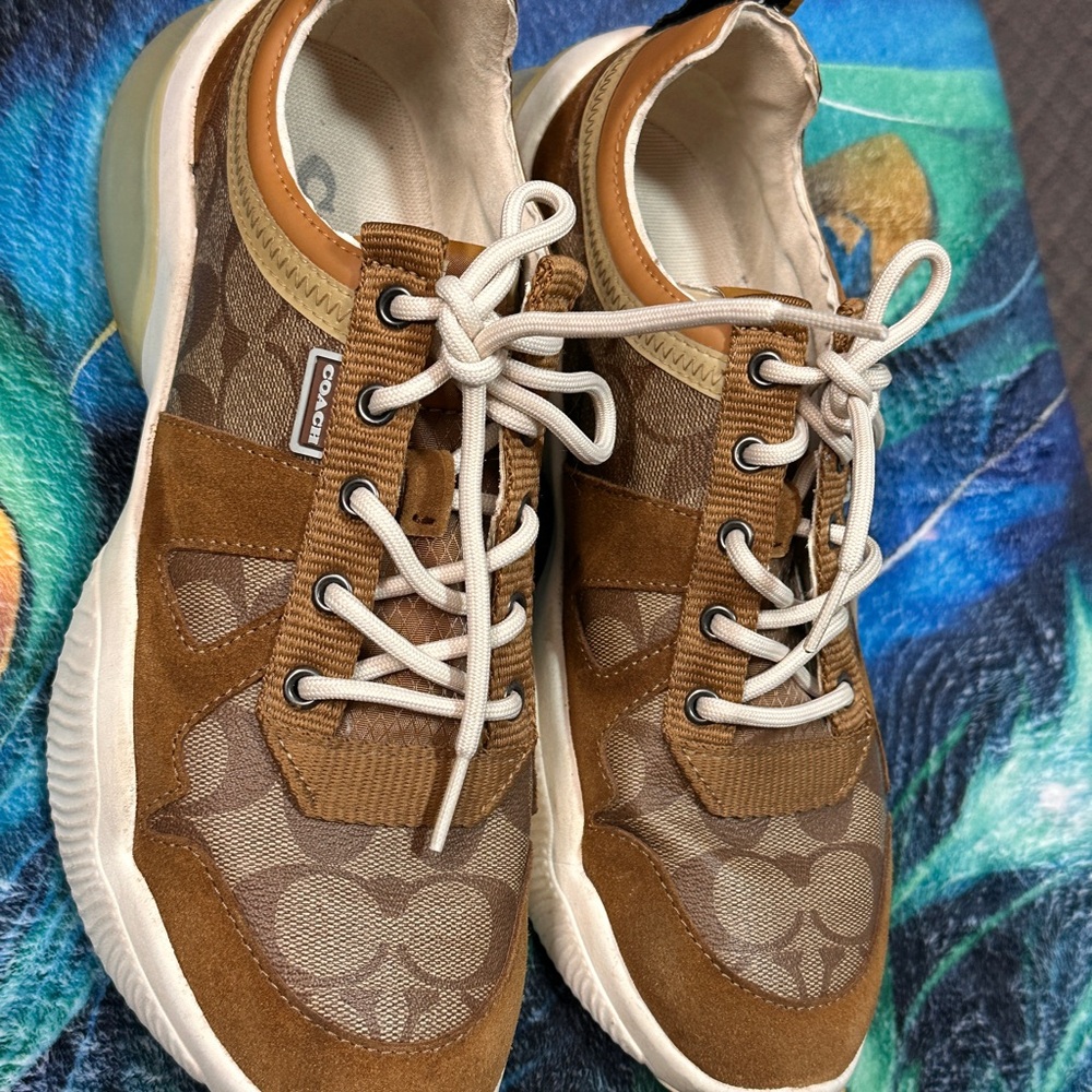 Coach sneakers ￼40.5